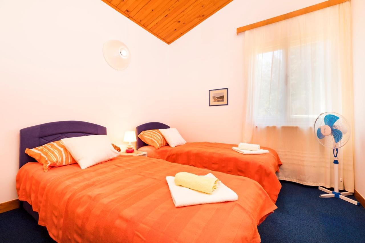 Holiday Home Villa Esperanca Veli Lošinj Exterior foto