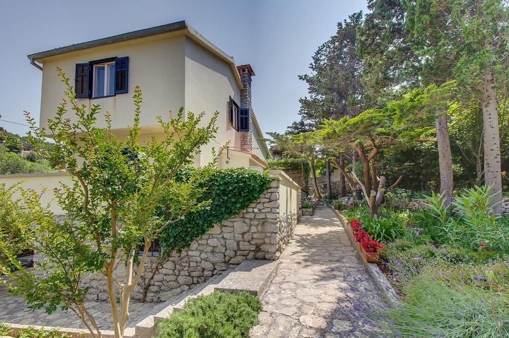 Holiday Home Villa Esperanca Veli Lošinj Exterior foto